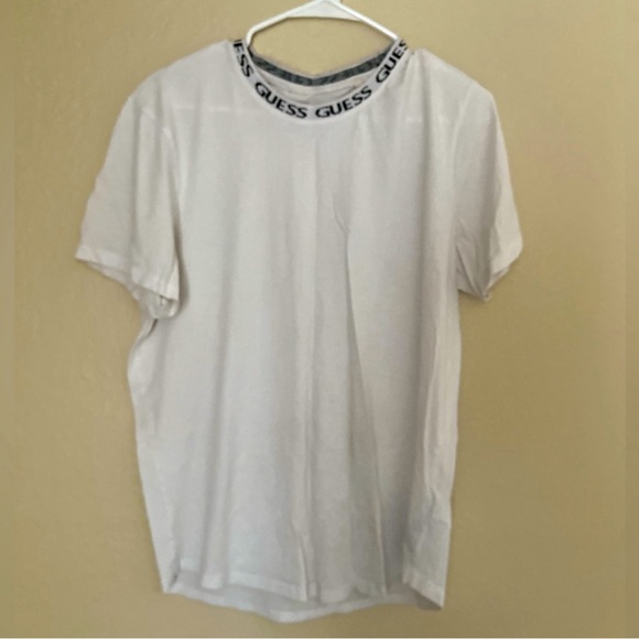 Guess Bundle - Picture 5 of 8